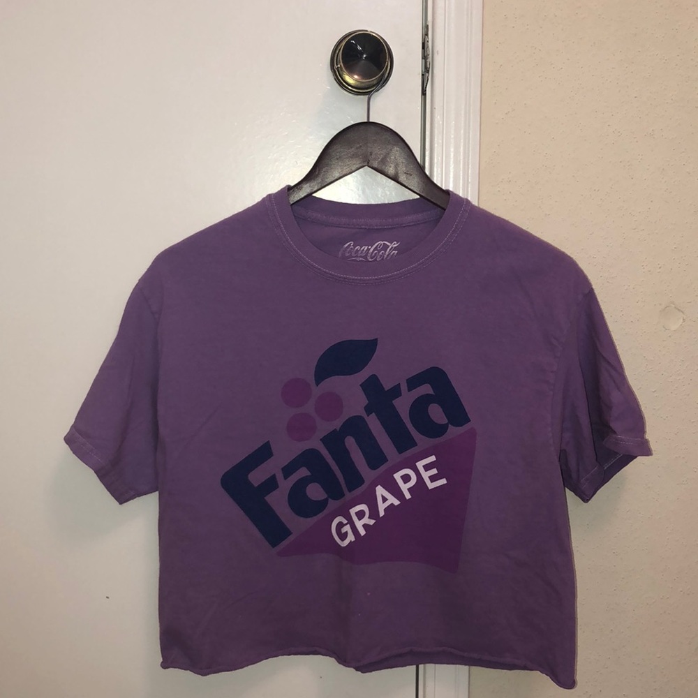 Urban outfitters fanta tee🥴🍇